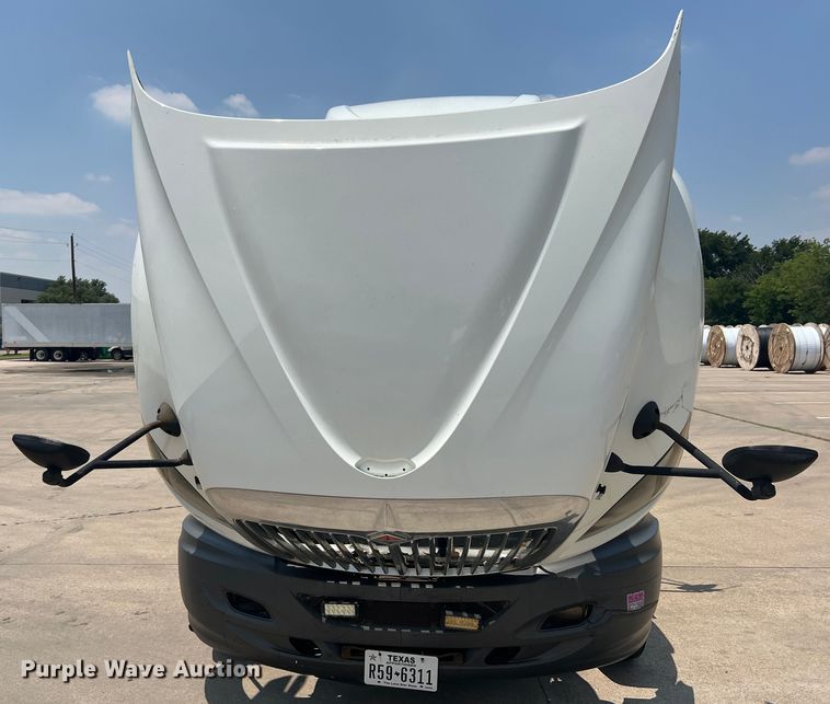 image for item DR5738 2009 International ProStar  semi truck