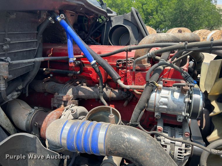 image for item DR5738 2009 International ProStar  semi truck