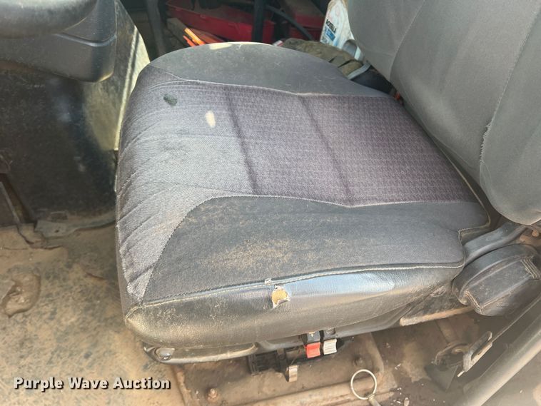 image for item DR5740 2011 International TranStar 8600  semi truck