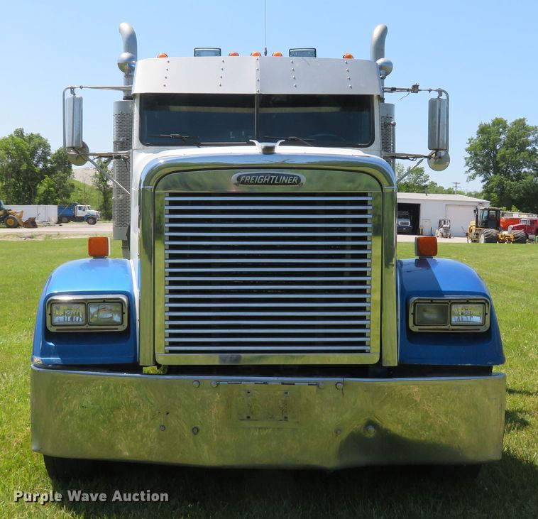 image for item FB9848 2000 Freightliner FLD120  semi truck