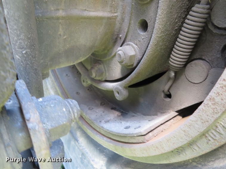 image for item FB9848 2000 Freightliner FLD120  semi truck