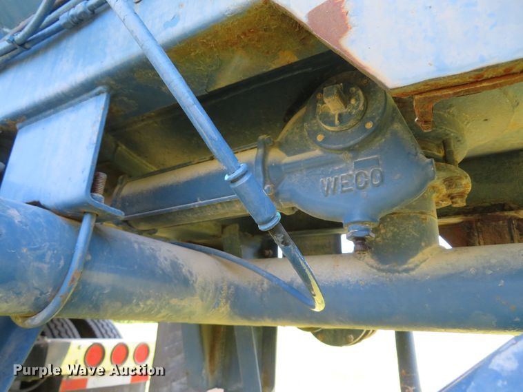 image for item FB9849 1981 Gray Tanker  tank trailer