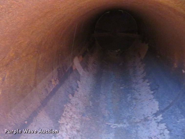 image for item FB9849 1981 Gray Tanker  tank trailer