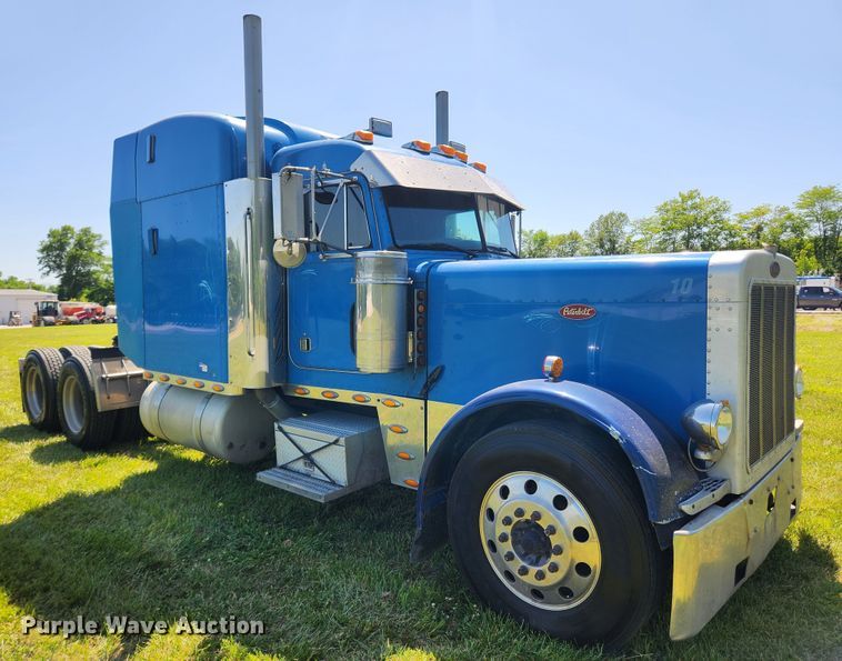 image for item FB9850 2003 Peterbilt 379  semi truck