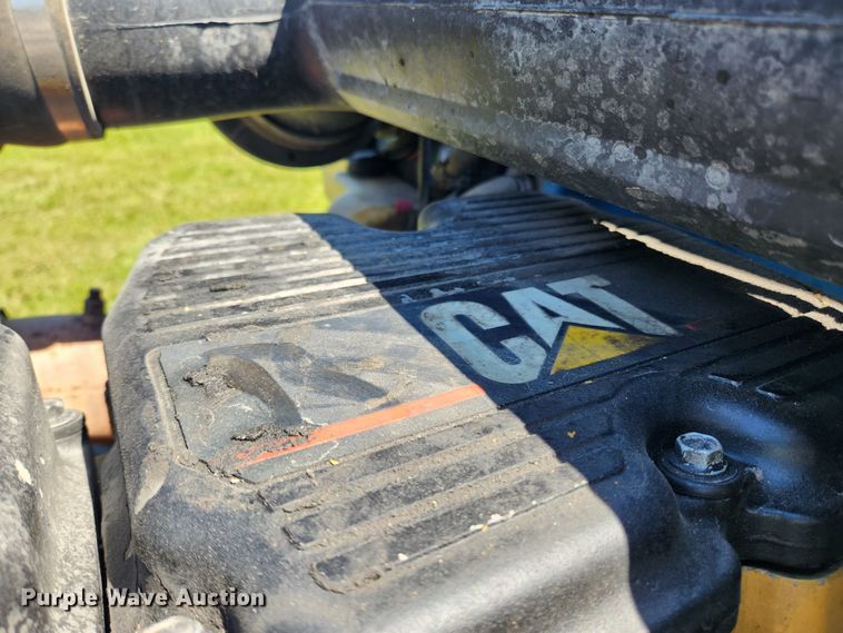 image for item FB9850 2003 Peterbilt 379  semi truck