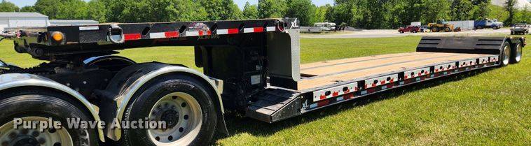 image for item FB9851 2016 XL Specialized Trailers XL 80-MFG  lowboy equipment trailer