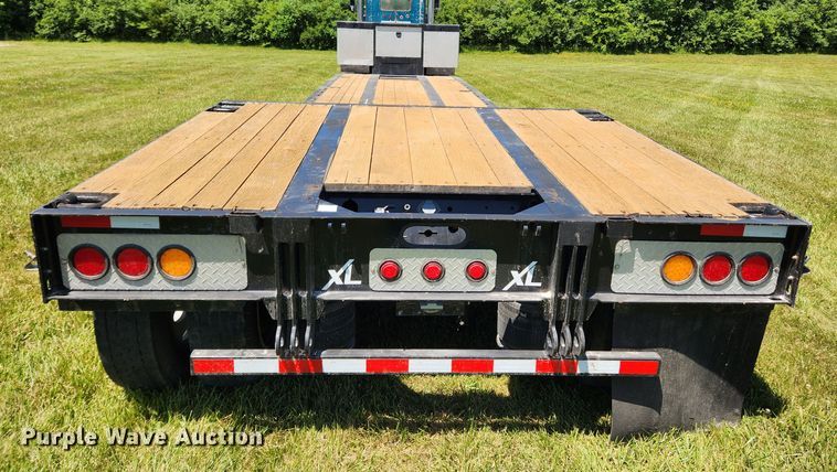 image for item FB9851 2016 XL Specialized Trailers XL 80-MFG  lowboy equipment trailer