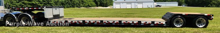 image for item FB9851 2016 XL Specialized Trailers XL 80-MFG  lowboy equipment trailer