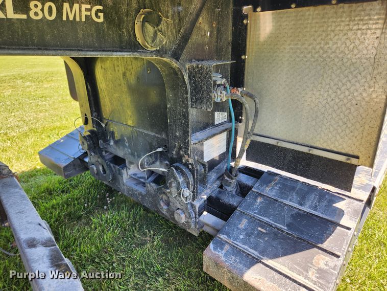 image for item FB9851 2016 XL Specialized Trailers XL 80-MFG  lowboy equipment trailer