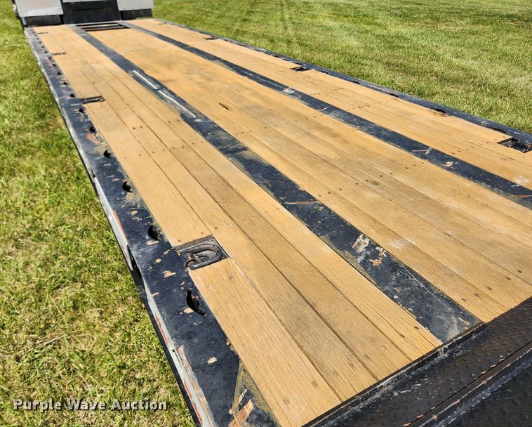 image for item FB9851 2016 XL Specialized Trailers XL 80-MFG  lowboy equipment trailer