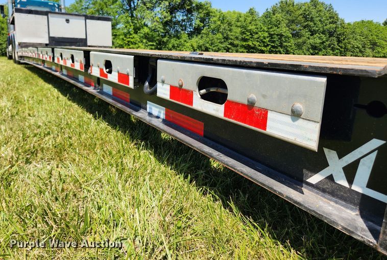 image for item FB9851 2016 XL Specialized Trailers XL 80-MFG  lowboy equipment trailer