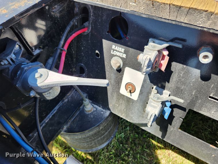 image for item FB9851 2016 XL Specialized Trailers XL 80-MFG  lowboy equipment trailer