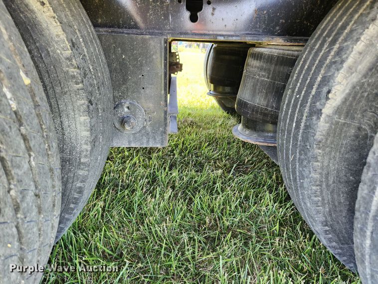 image for item FB9851 2016 XL Specialized Trailers XL 80-MFG  lowboy equipment trailer