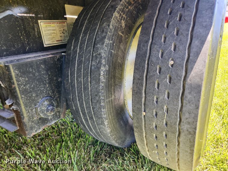 image for item FB9851 2016 XL Specialized Trailers XL 80-MFG  lowboy equipment trailer