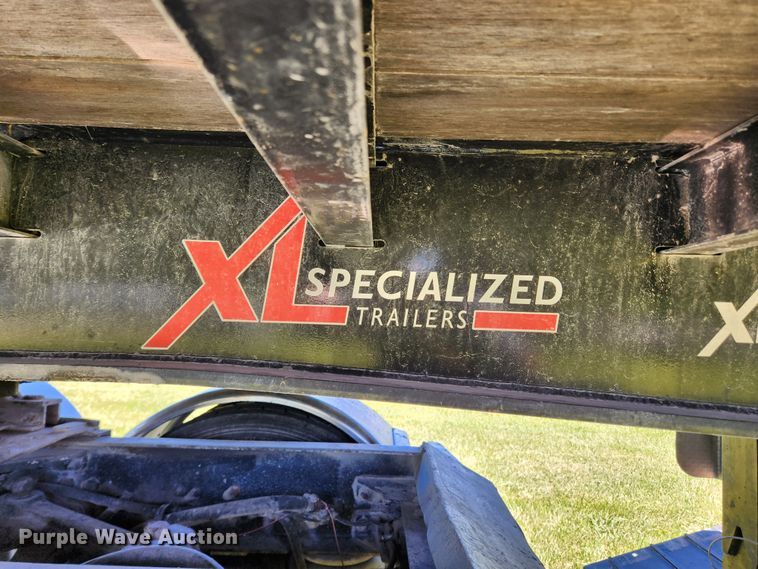 image for item FB9851 2016 XL Specialized Trailers XL 80-MFG  lowboy equipment trailer