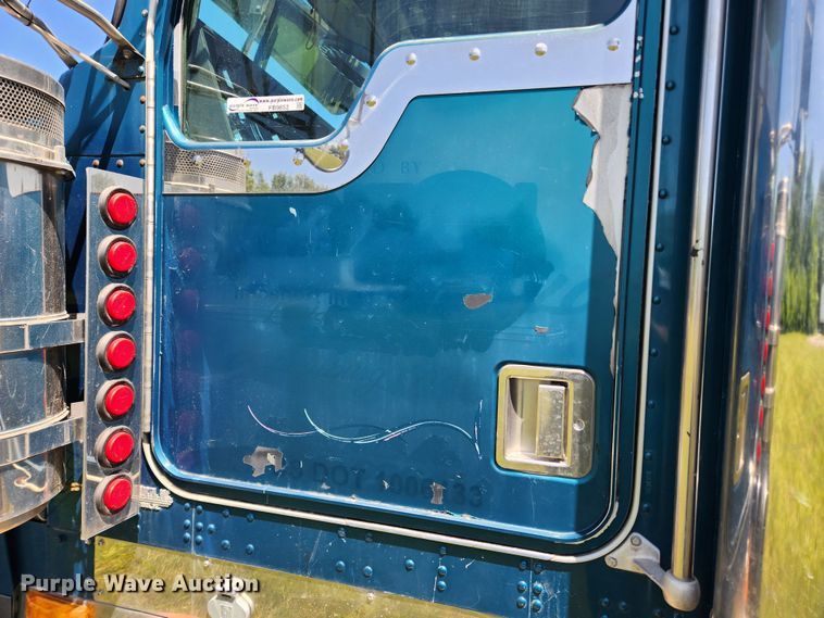 image for item FB9852 1997 Kenworth W900  semi truck