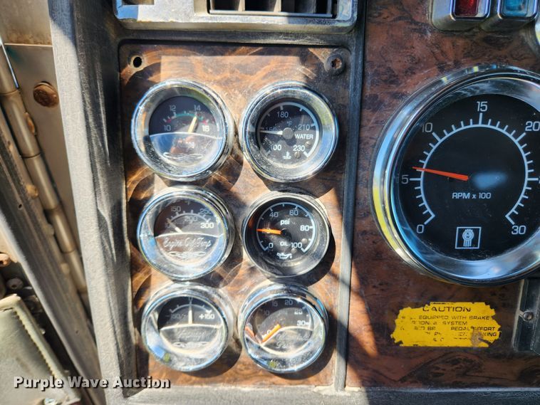 image for item FB9852 1997 Kenworth W900  semi truck