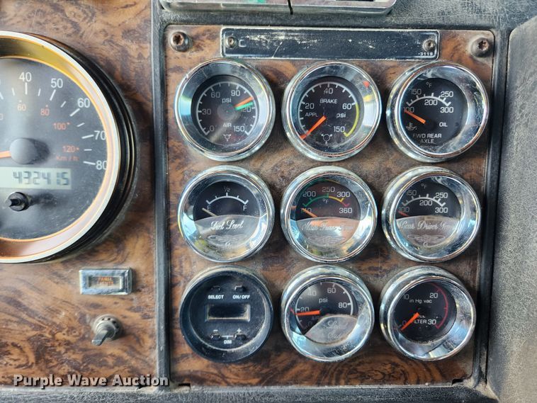 image for item FB9852 1997 Kenworth W900  semi truck