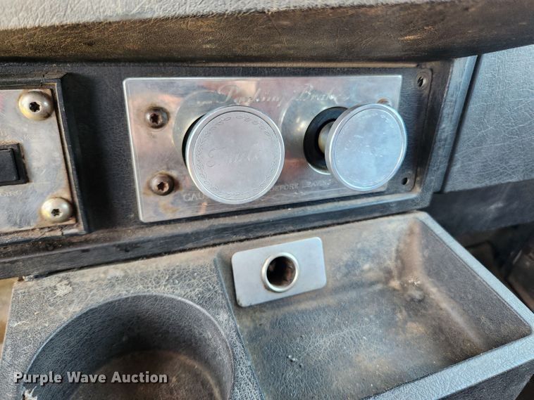 image for item FB9852 1997 Kenworth W900  semi truck