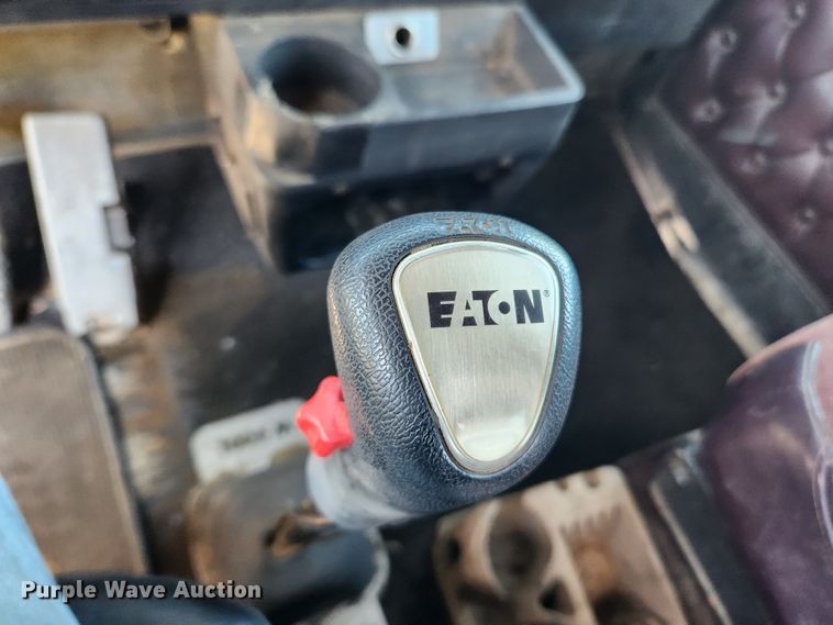 image for item FB9852 1997 Kenworth W900  semi truck