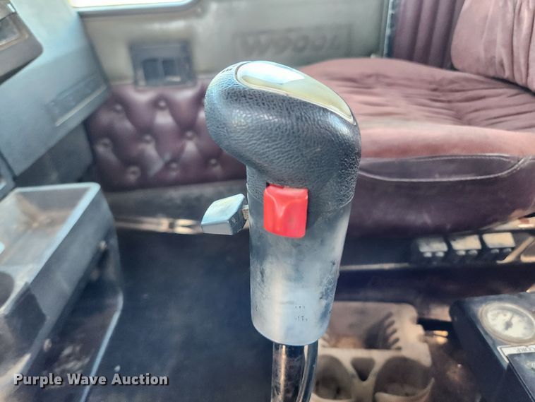 image for item FB9852 1997 Kenworth W900  semi truck