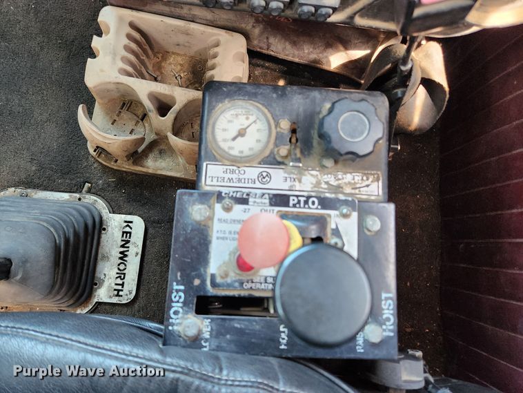 image for item FB9852 1997 Kenworth W900  semi truck