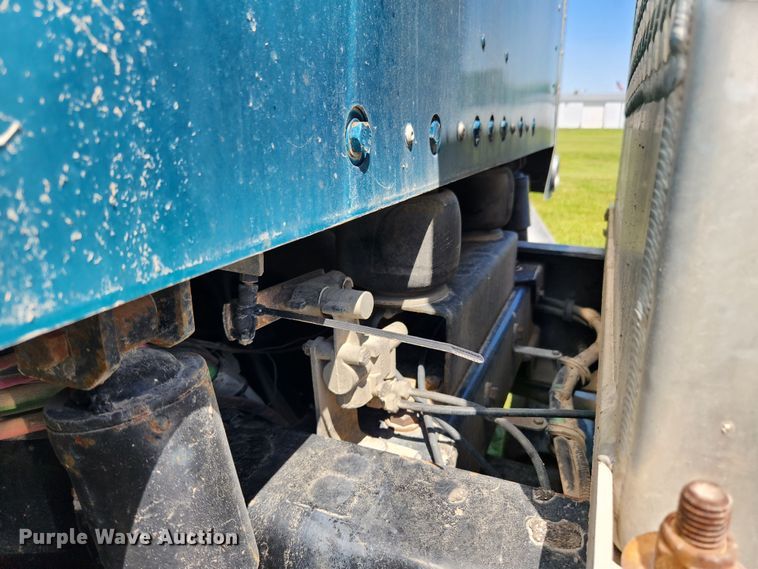 image for item FB9852 1997 Kenworth W900  semi truck