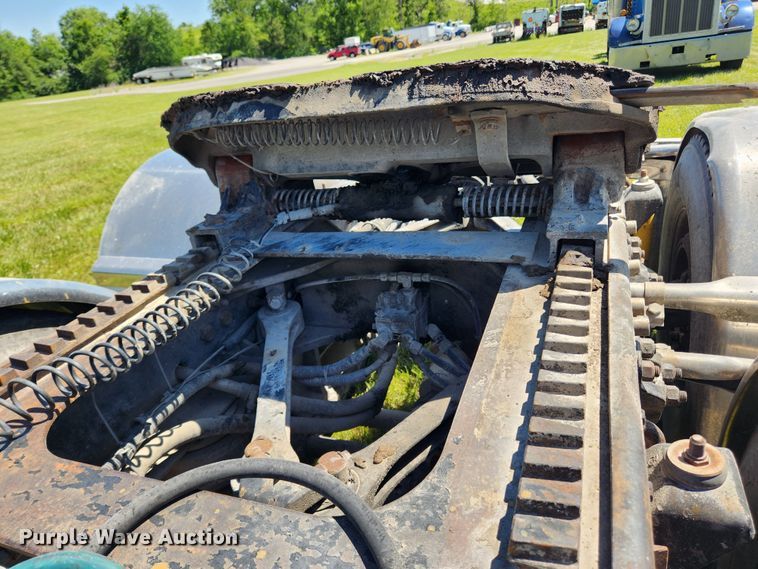 image for item FB9852 1997 Kenworth W900  semi truck