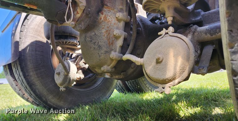 image for item FB9852 1997 Kenworth W900  semi truck