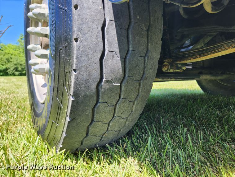 image for item FB9852 1997 Kenworth W900  semi truck