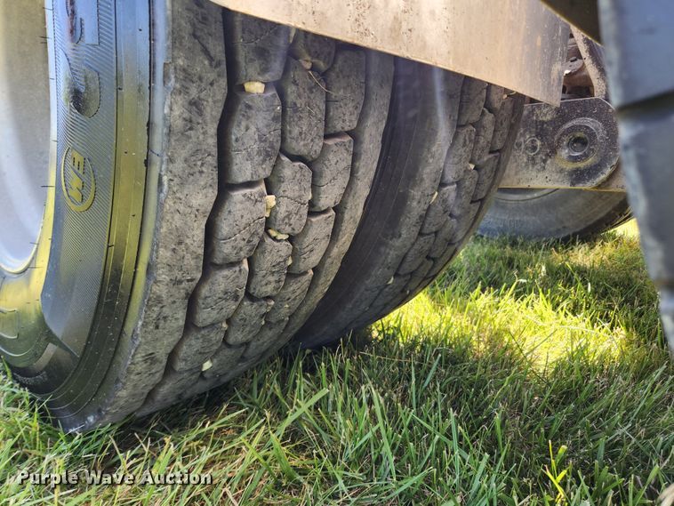 image for item FB9852 1997 Kenworth W900  semi truck