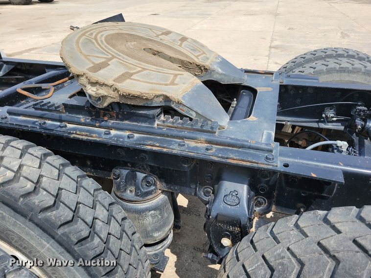 image for item JO9164 1994 Mack CH613  semi truck