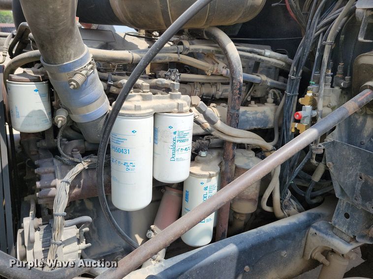 image for item JO9164 1994 Mack CH613  semi truck