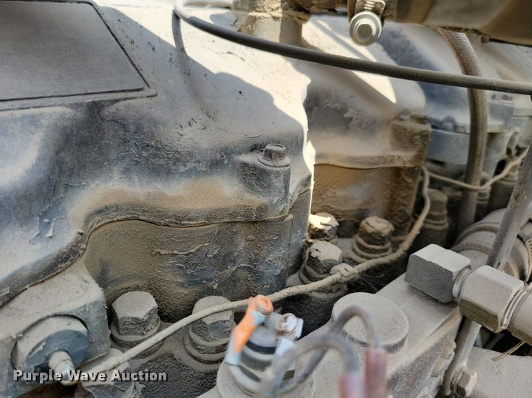 image for item JO9164 1994 Mack CH613  semi truck