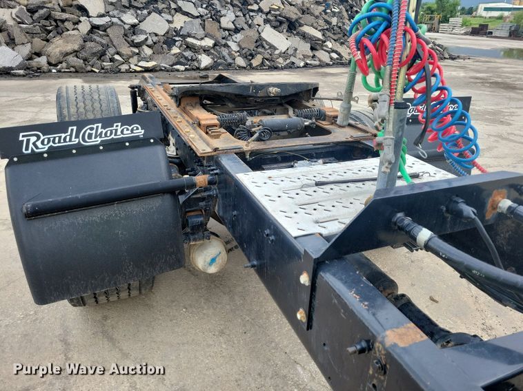 image for item JO9165 2005 Mack CXN613  semi truck