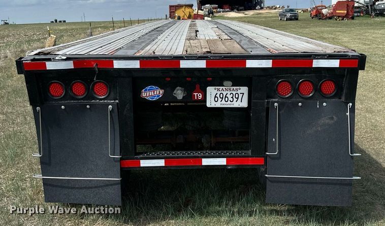 image for item KL9079 1995 Utility  flatbed trailer
