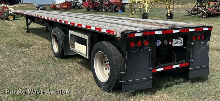 image for item KL9079 1995 Utility  flatbed trailer