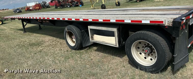 image for item KL9079 1995 Utility  flatbed trailer