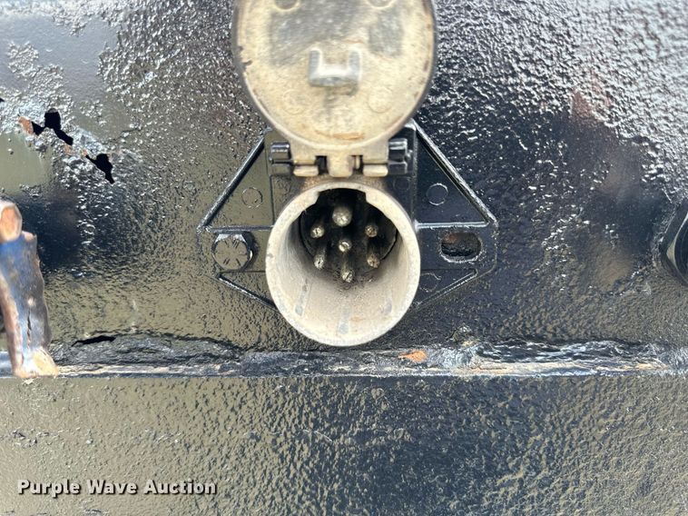 image for item KL9079 1995 Utility  flatbed trailer