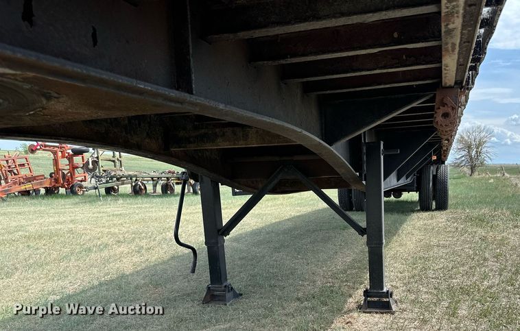 image for item KL9079 1995 Utility  flatbed trailer