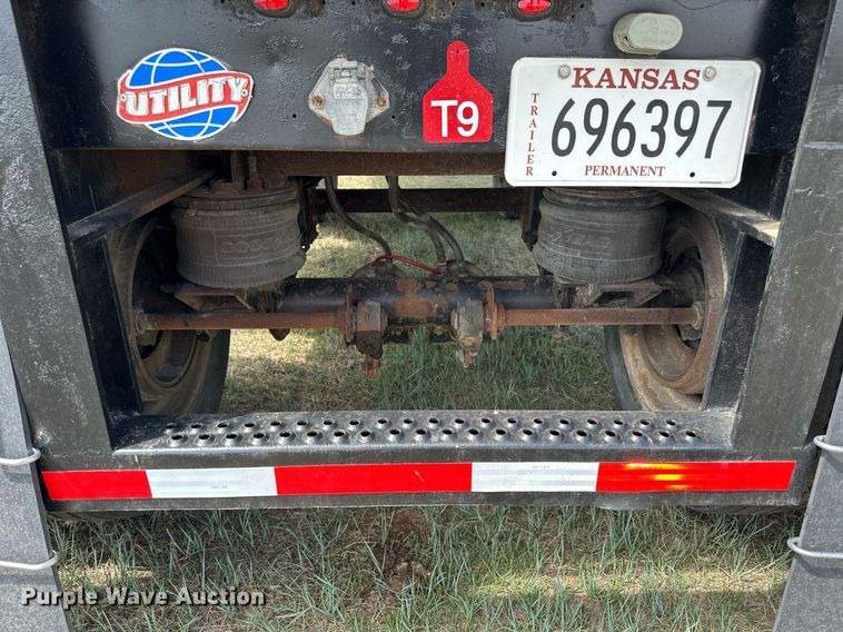 image for item KL9079 1995 Utility  flatbed trailer