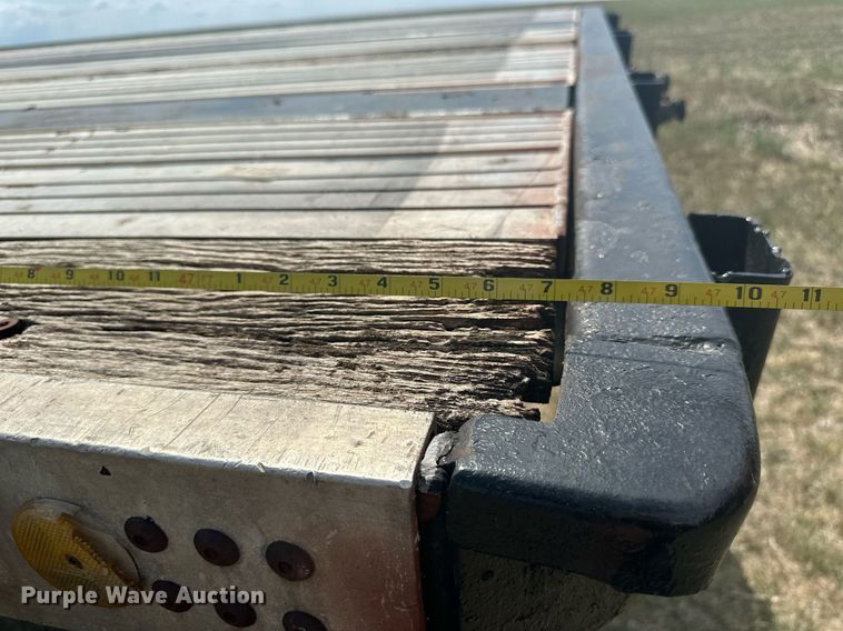 image for item KL9079 1995 Utility  flatbed trailer