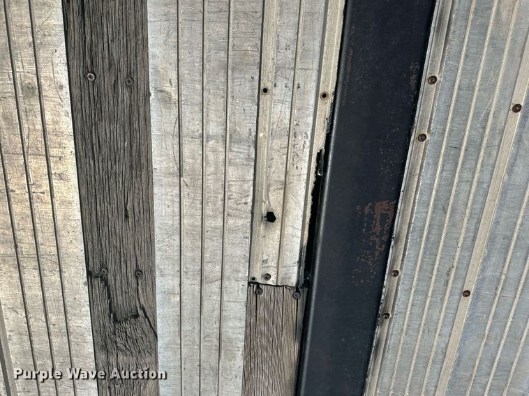 image for item KL9079 1995 Utility  flatbed trailer