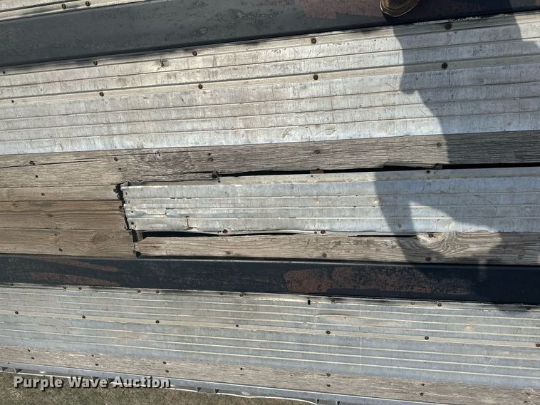 image for item KL9079 1995 Utility  flatbed trailer