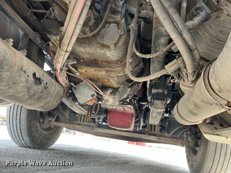 image for item LA9964 2017 Kenworth T680  semi truck