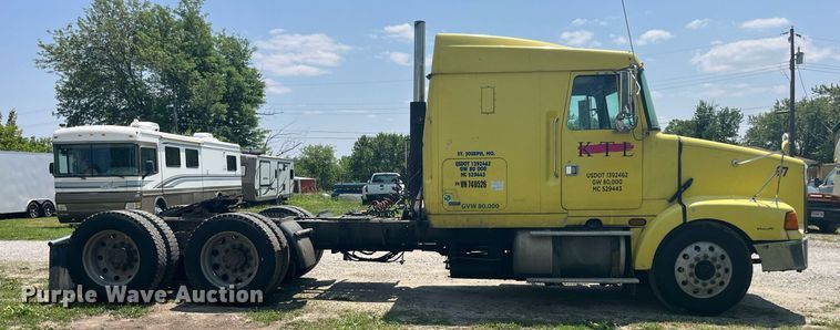 image for item LA9965 1997 Volvo WIA  semi truck