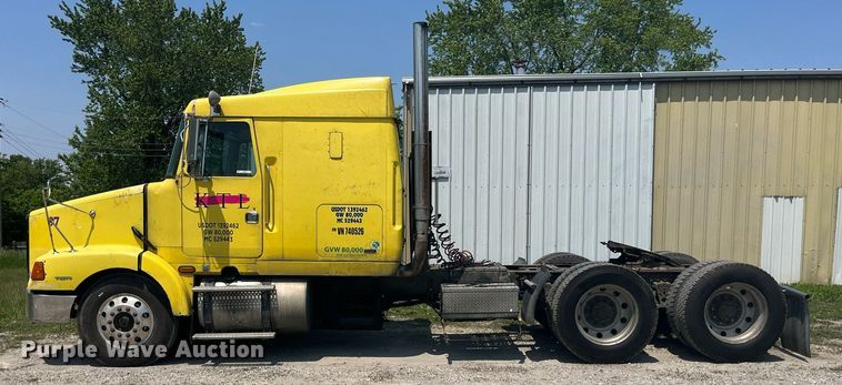 image for item LA9965 1997 Volvo WIA  semi truck