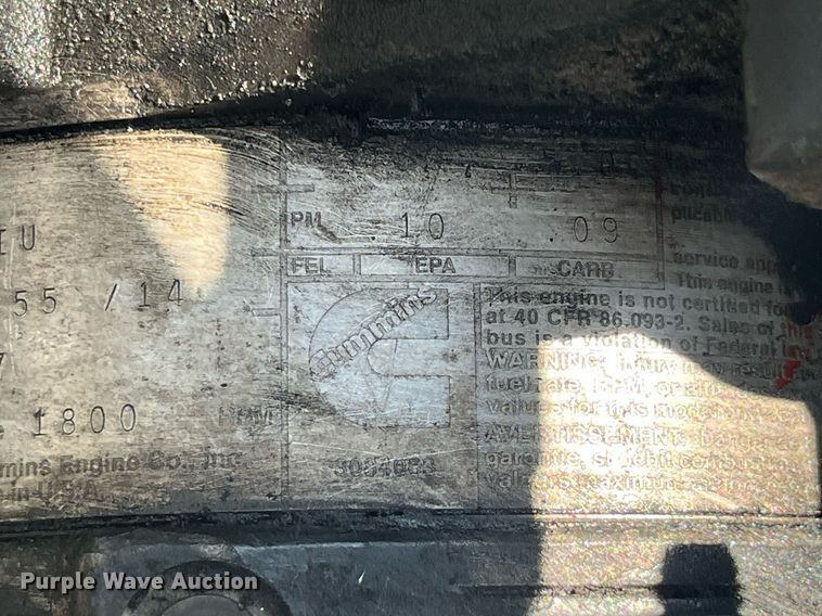 image for item LA9965 1997 Volvo WIA  semi truck