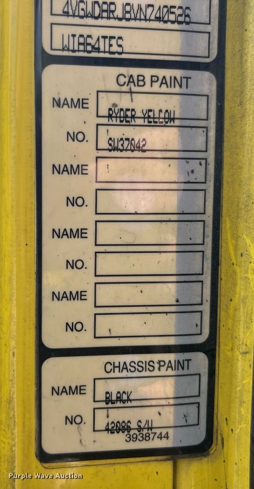 image for item LA9965 1997 Volvo WIA  semi truck