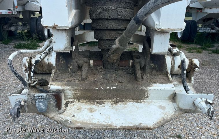 image for item LA9994 1998 Travis  end dump trailer